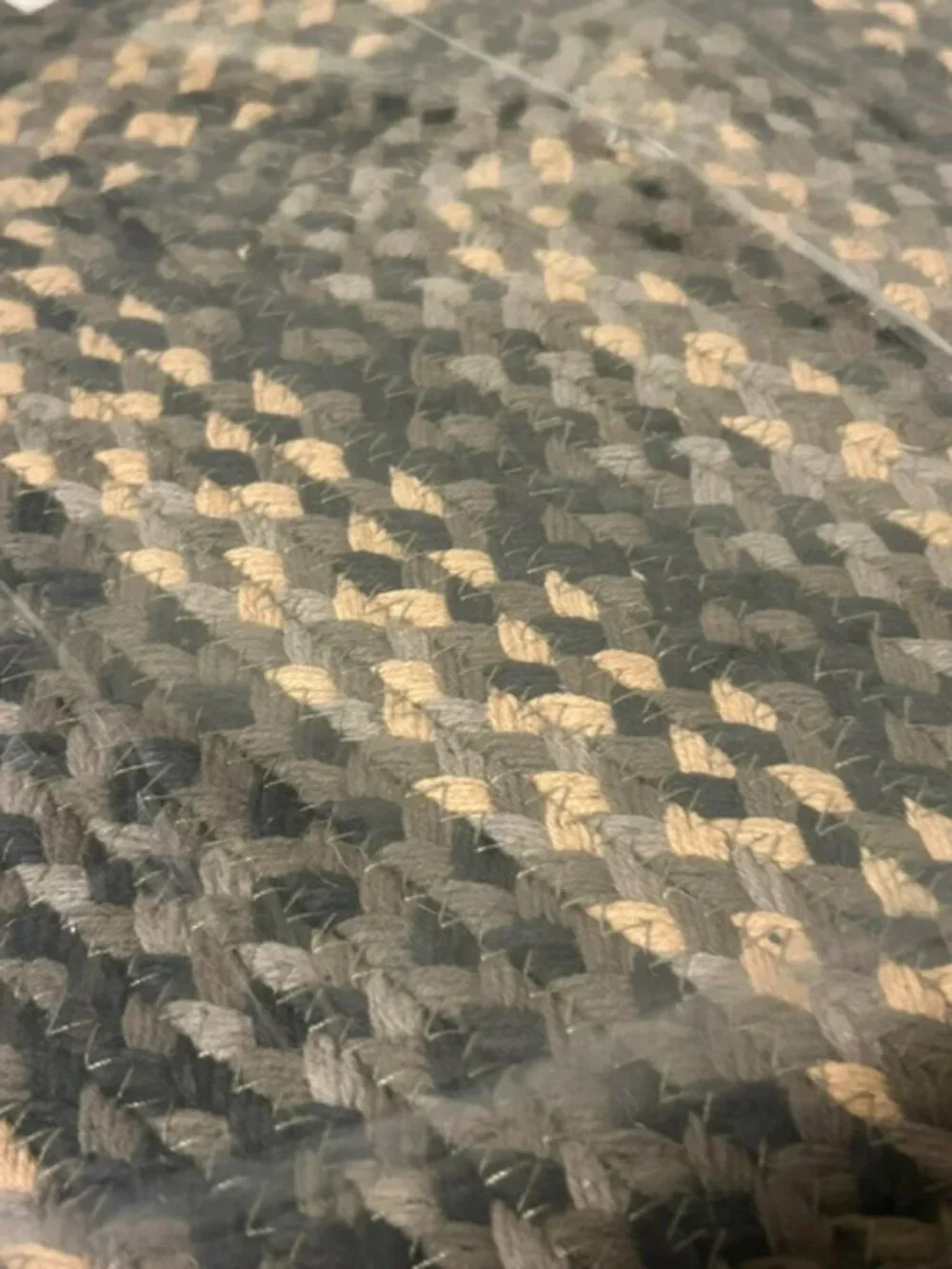 Country Farm braided jute Rug 20 in x 30 in